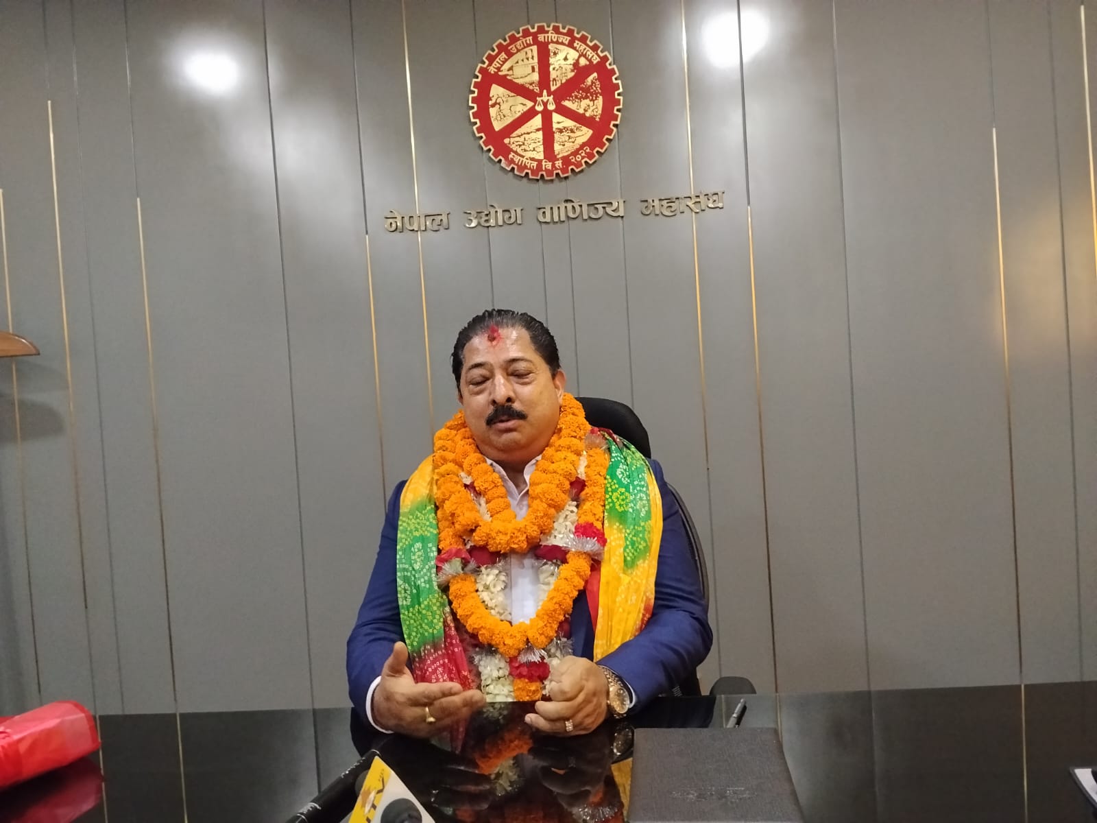 महासंघ अध्यक्ष अन्जन श्रेष्ठले गरे पदबहाली
